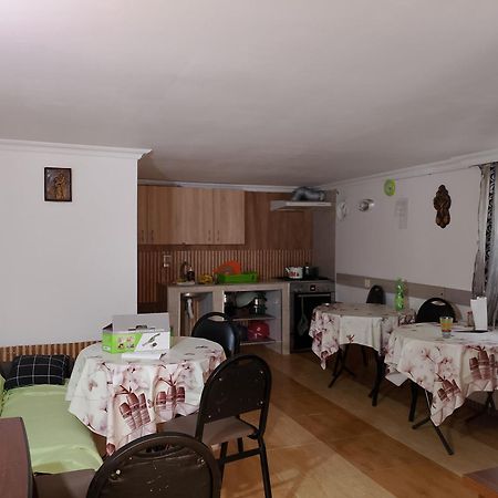 Jesis Batumi Hostel ภายนอก รูปภาพ