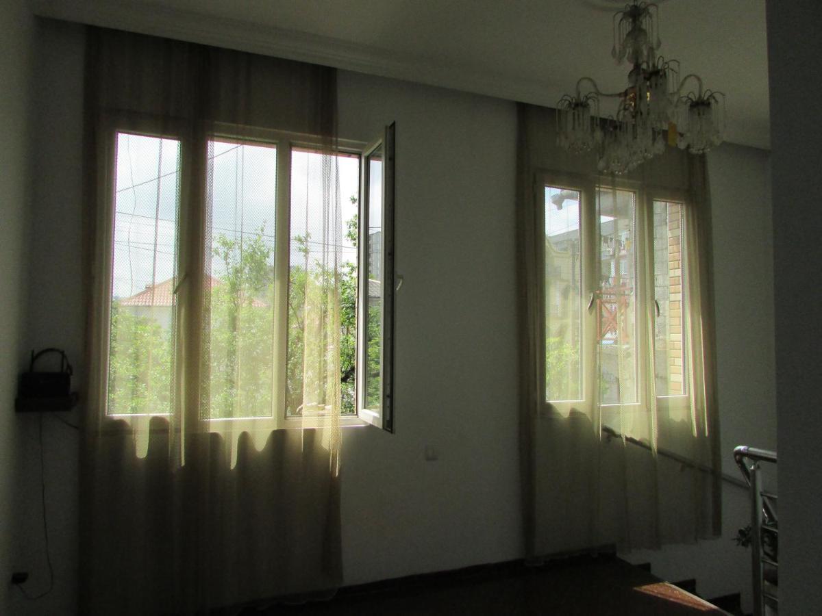Jesis Batumi Hostel ภายนอก รูปภาพ