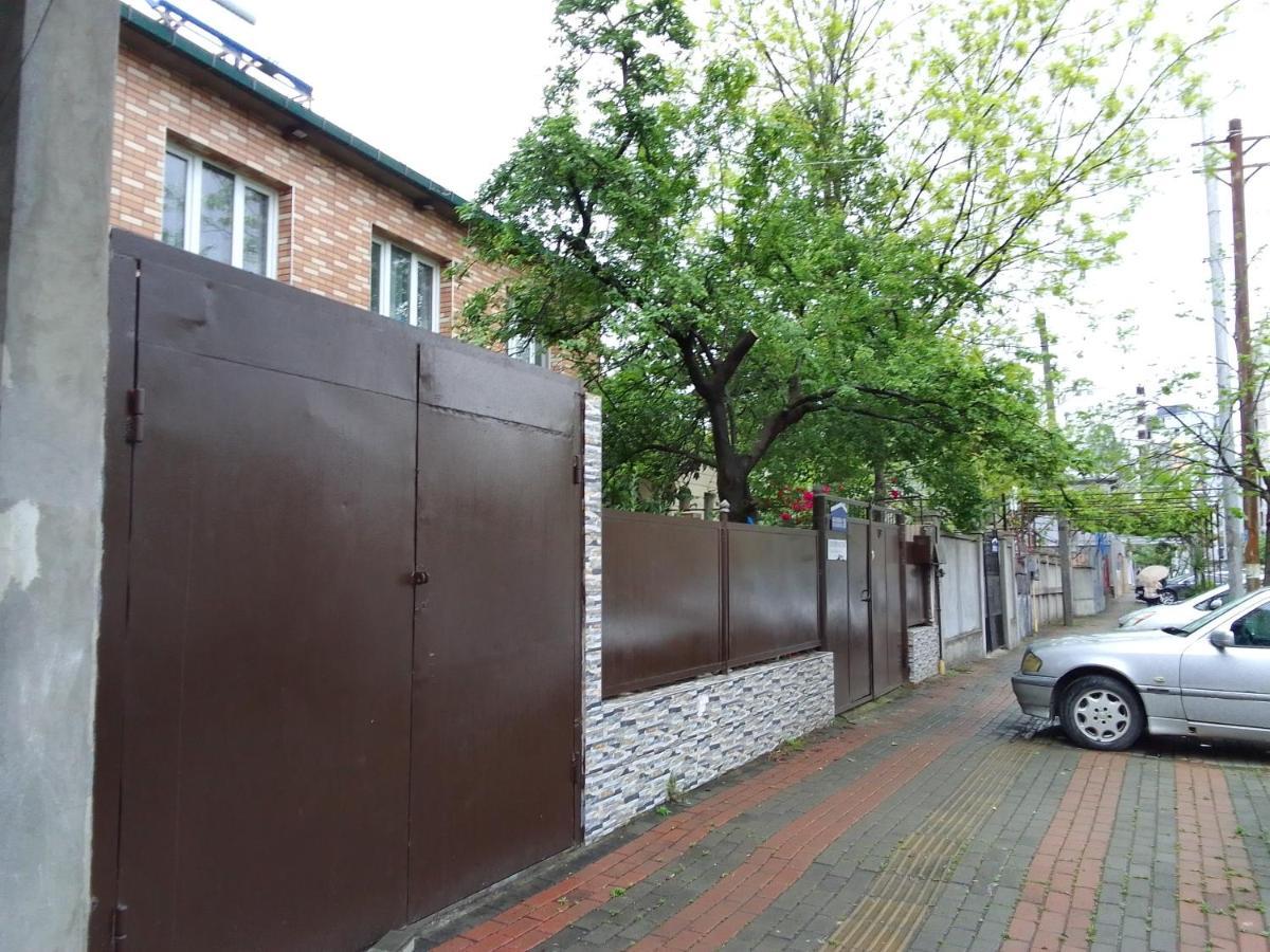Jesis Batumi Hostel ภายนอก รูปภาพ